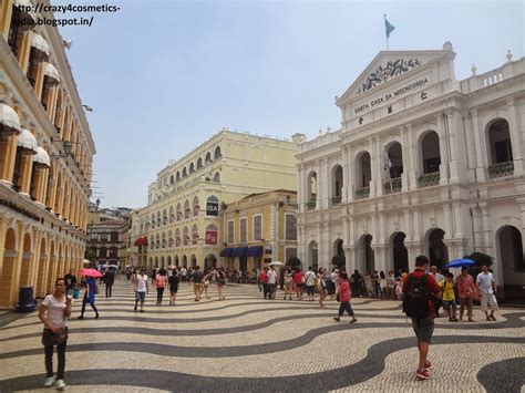 how to go venetian from senado square .